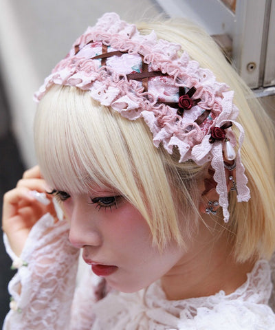 Floral Pattern Lace Headdress