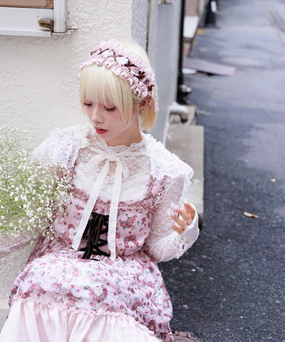 Floral Pattern Lace Headdress