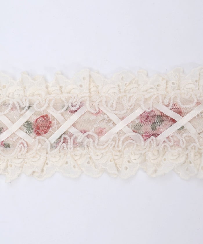 Floral Pattern Lace Headdress