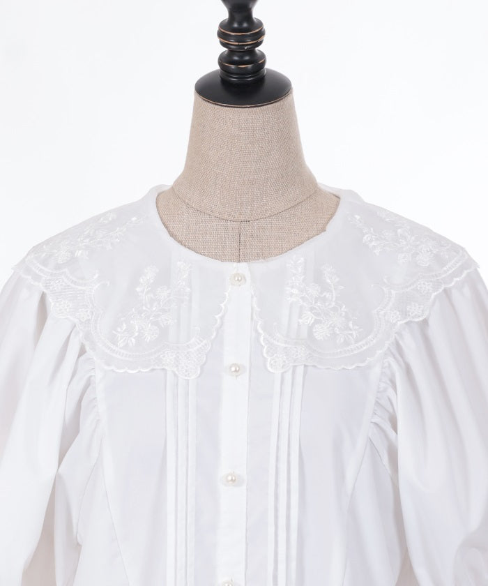 Flower Embroidery Collar Puff Sleeve Blouse