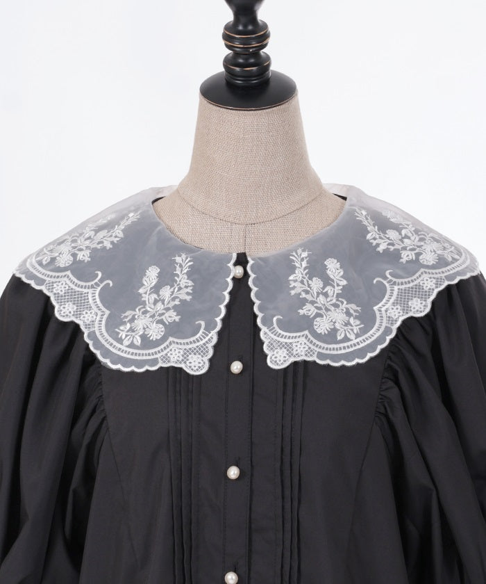 Flower Embroidery Collar Puff Sleeve Blouse