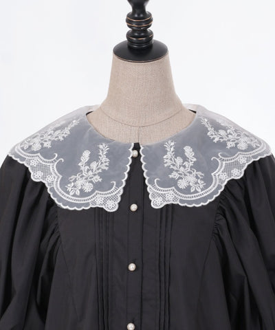 Flower Embroidery Collar Puff Sleeve Blouse