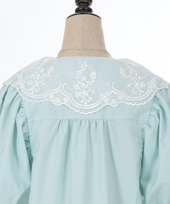 Flower Embroidery Collar Puff Sleeve Blouse