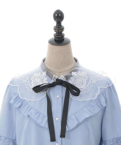 Embroidery Big Collar Blouse