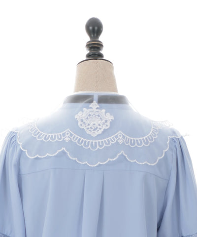 Embroidery Big Collar Blouse