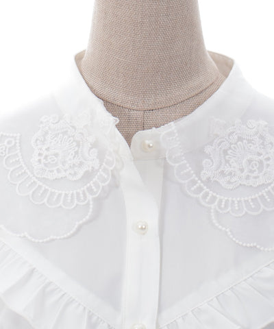 Embroidery Big Collar Blouse