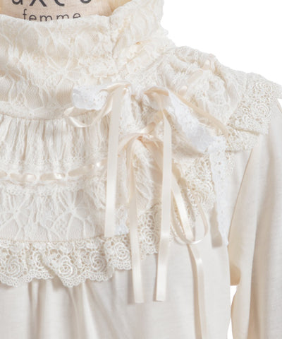 Yoke Lace & Ribbon Turtleneck