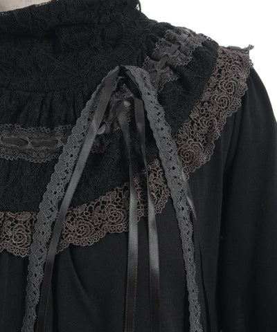 Yoke Lace & Ribbon Turtleneck