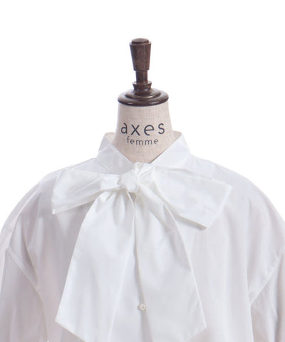 Big Ribbon Short Sleeve Blouse