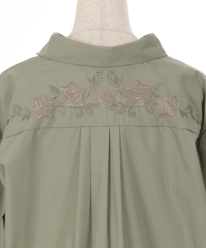 Flower Embroidery Skipper Shirt