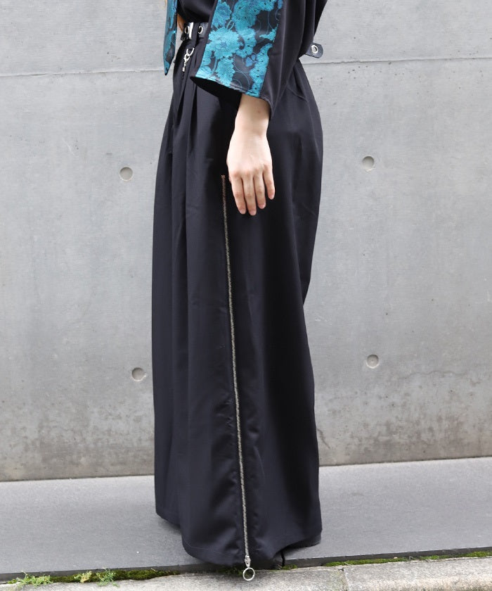 Arabesque Pattern Jacquard Zip Pants