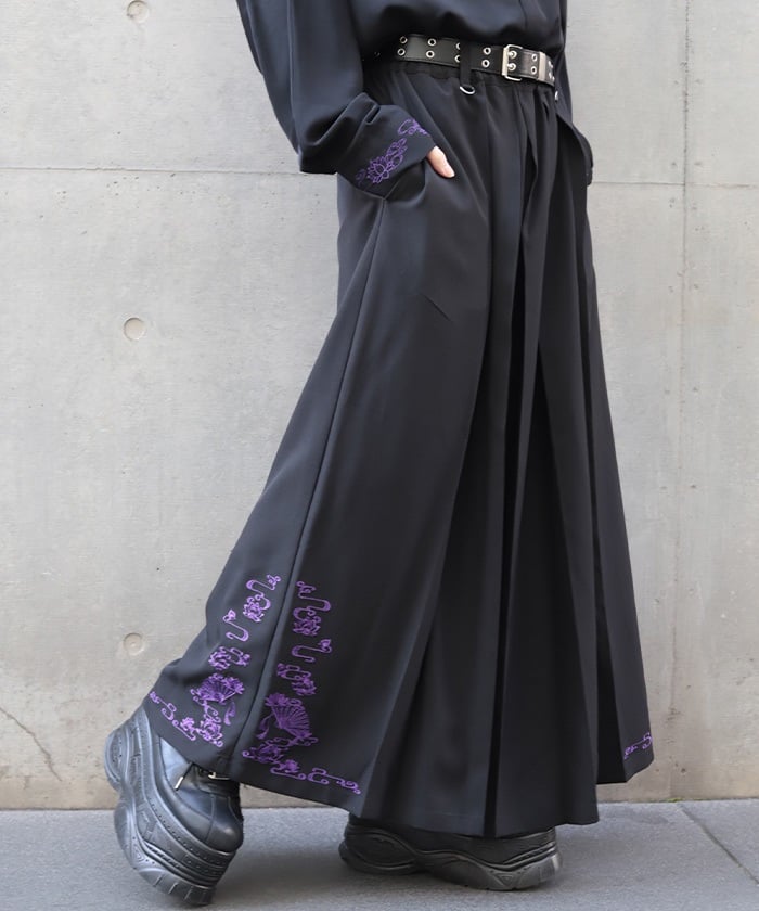 Lotus Embroidery Pleated Hakama Pants