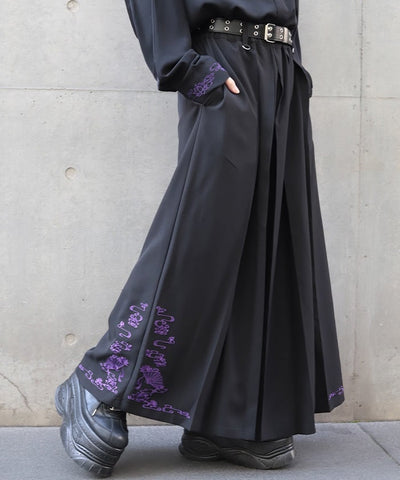 Lotus Embroidery Pleated Hakama Pants