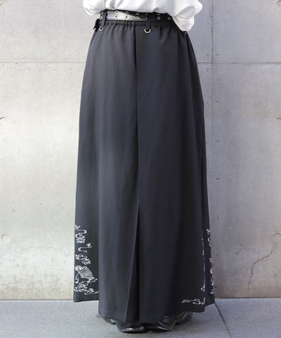 Lotus Embroidery Pleated Hakama Pants