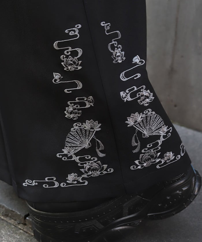 Lotus Embroidery Pleated Hakama Pants