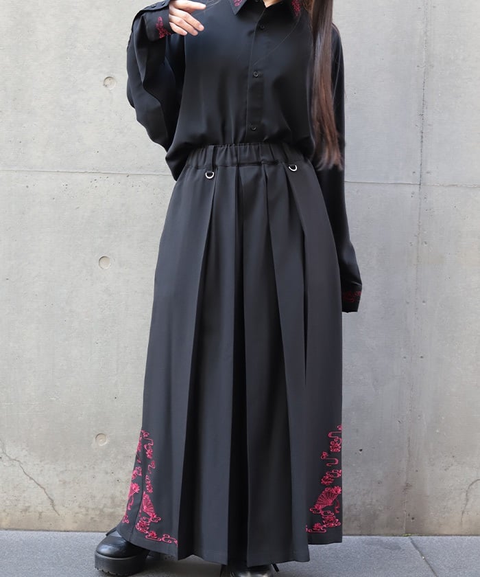 Lotus Embroidery Pleated Hakama Pants