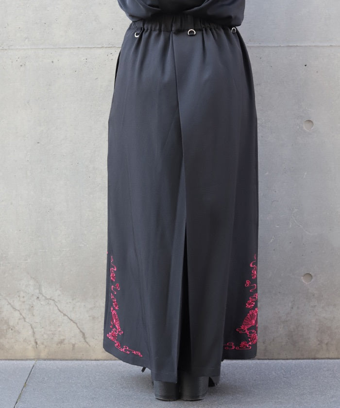 Lotus Embroidery Pleated Hakama Pants