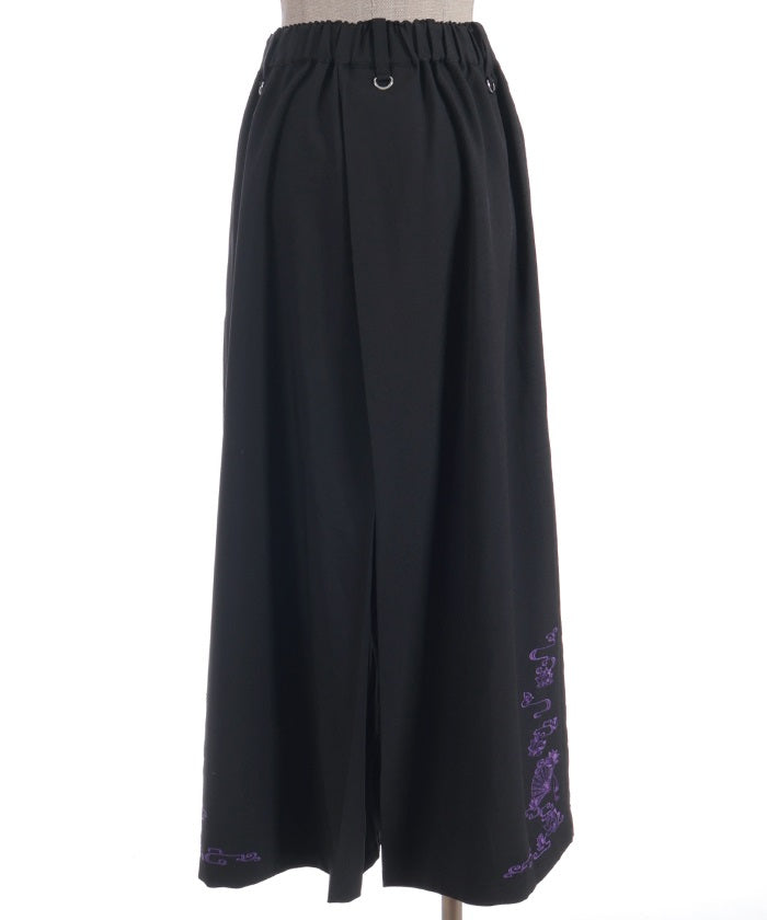 Lotus Embroidery Pleated Hakama Pants