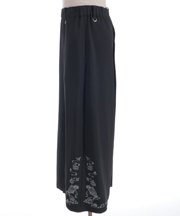 Lotus Embroidery Pleated Hakama Pants