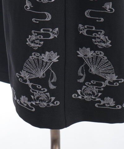 Lotus Embroidery Pleated Hakama Pants