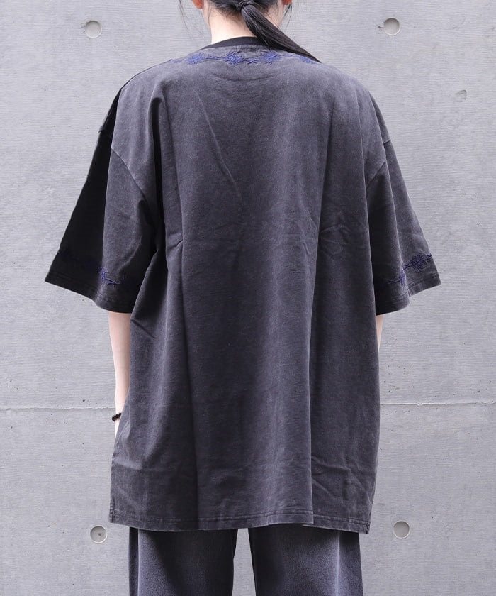 Higanbana Embroidery Short Sleeve T-Shirt
