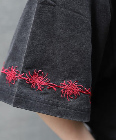 Higanbana Embroidery Short Sleeve T-Shirt