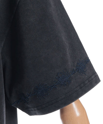 Higanbana Embroidery Short Sleeve T-Shirt