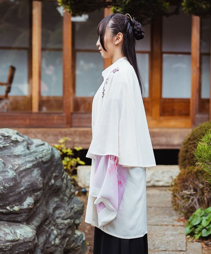 Weeping Sakura Embroidery Cape Haori – axes femme from JAPAN