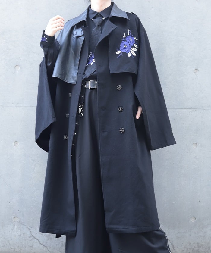 【未使用】定価132,000円　CINOH　Finx Trench Coat CINOH（チノ）の「＜CINOH（チノ）＞トレンチコート◇（トレンチコート