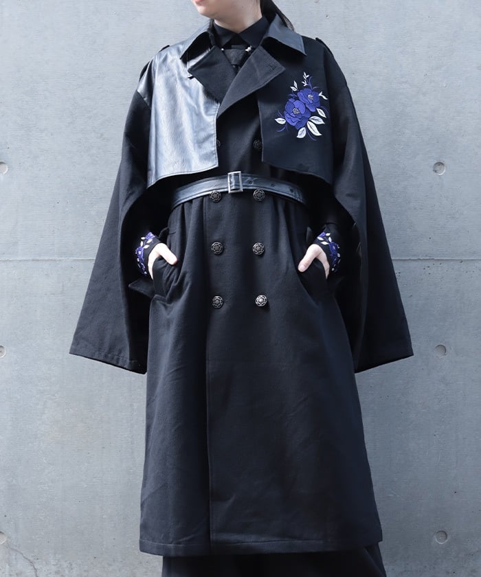 mikan 今期新品 CLORE+ Cross over Trench Mads Cropped Trench - Beige – The Frankie Shop