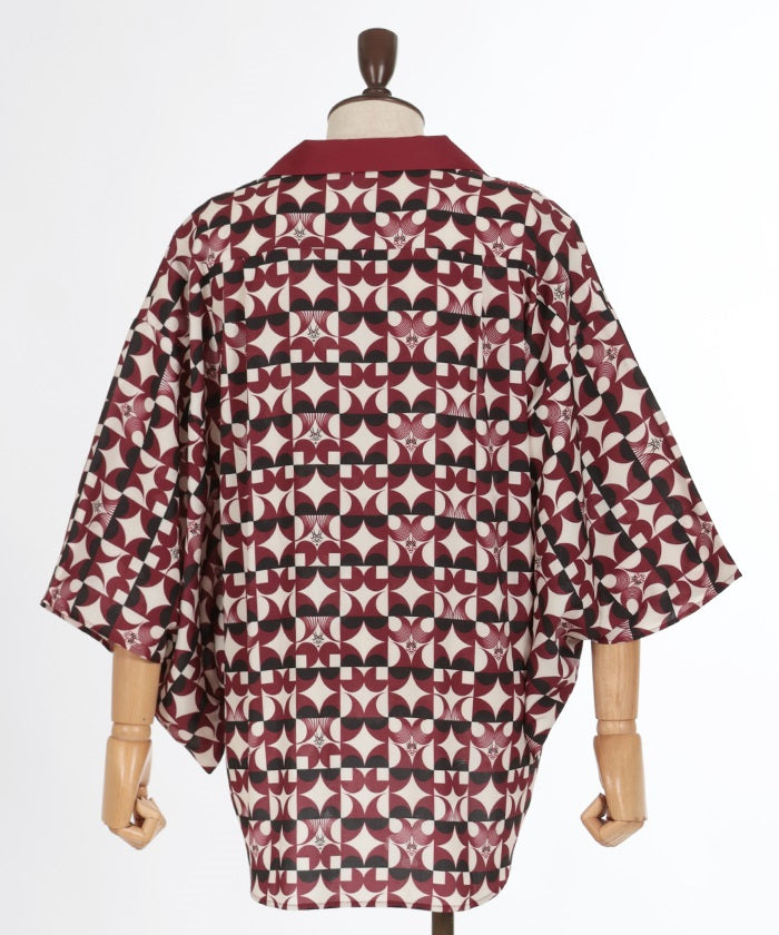 Kabuki Pattern Kimono Sleeve Shirt