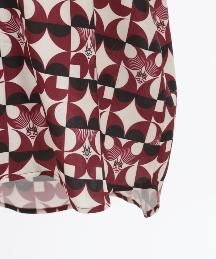 Kabuki Pattern Kimono Sleeve Shirt