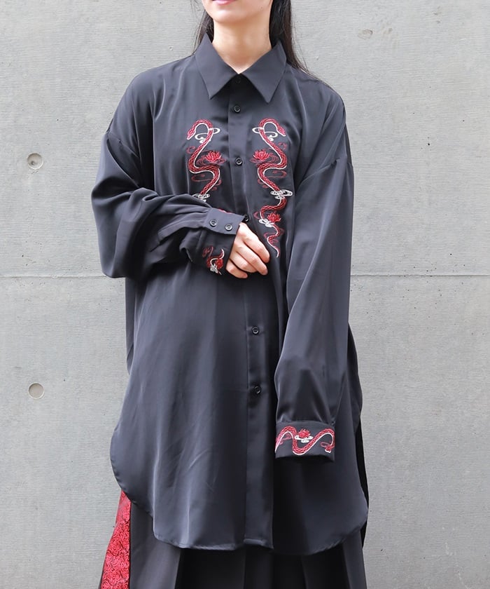 Snake & Lotus Embroidery Long Shirt