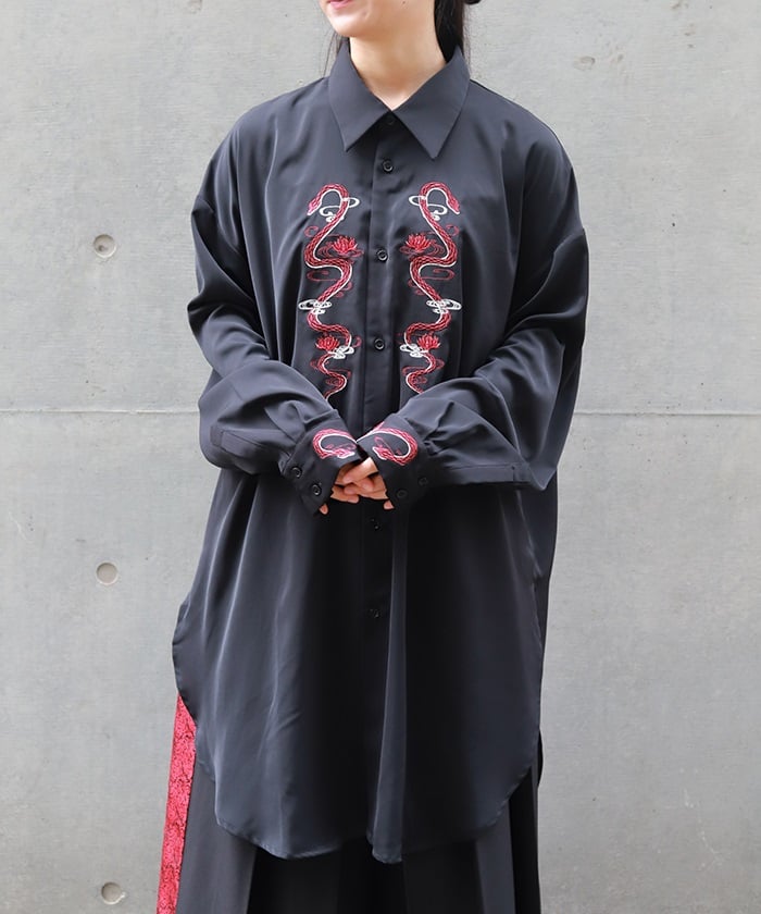 Snake & Lotus Embroidery Long Shirt