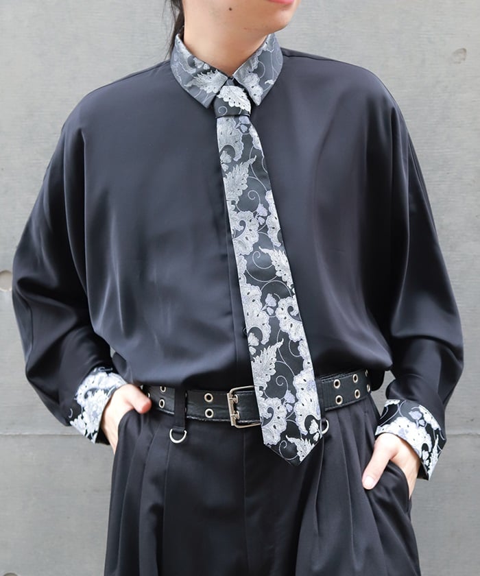 Arabesque Pattern Jacquard Tie Long Sleeve Shirt