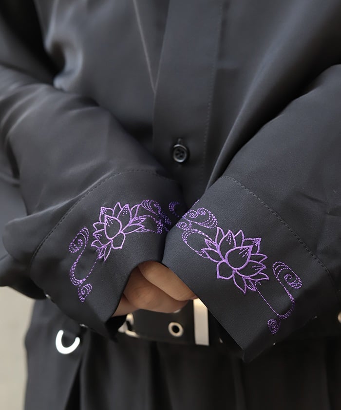 Lotus Embroidery Shirt