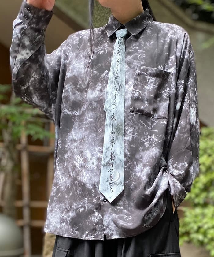 Waka Print Shirt with Tie