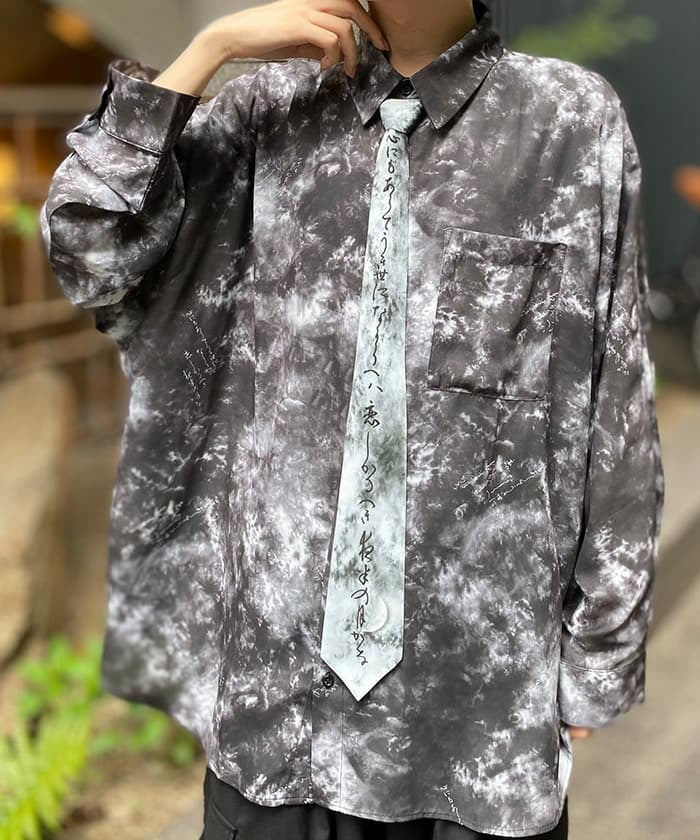 Waka Print Shirt with Tie