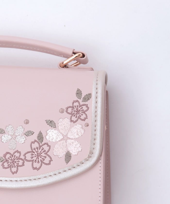 Sakura Embroidery Color Scheme Design Boston Bag – axes femme from