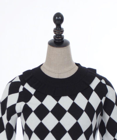 Diamond Pattern Knit Pullover