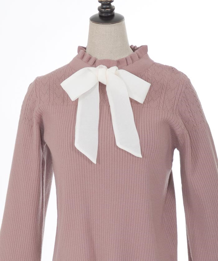 Knit Pullover with Ribbon