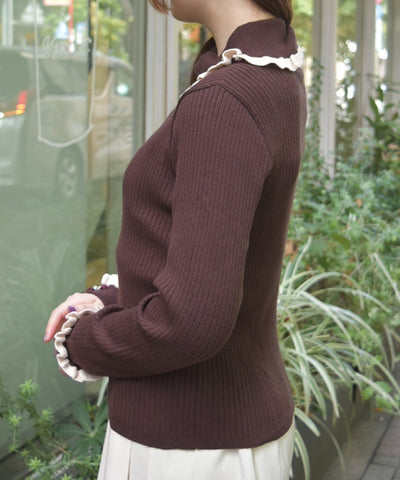 Bicolor Frill Rose Knit Top