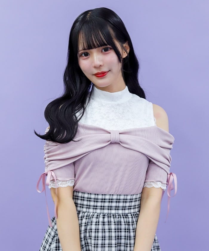 Ribbon Design Open Shoulder Pullover