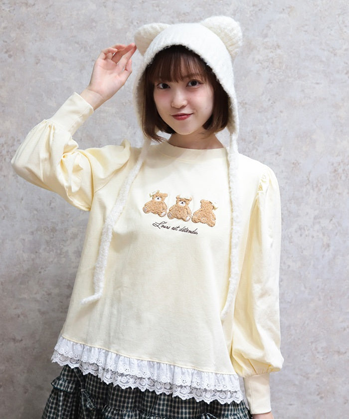 Bear Boa Embroidery Hem Lace T-Shirt