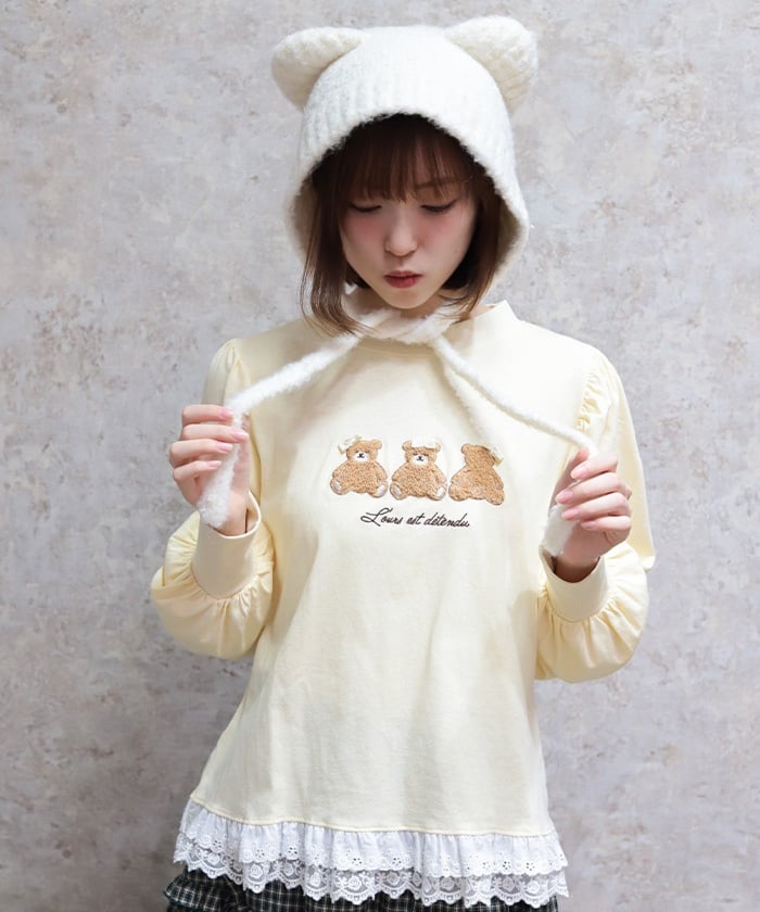 Bear Boa Embroidery Hem Lace T-Shirt