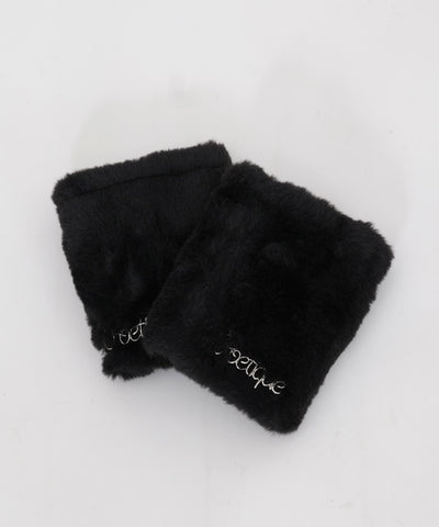 Logo Charm Gloves