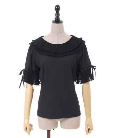 Pleated Frill Collar Cut-and-Sewn Pullover