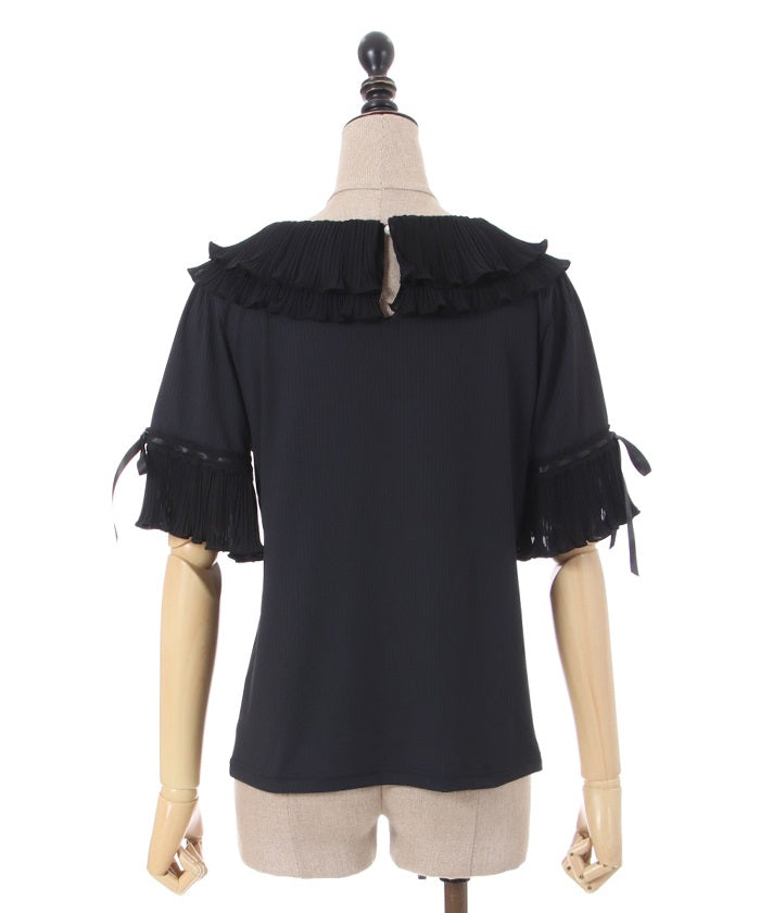 Pleated Frill Collar Cut-and-Sewn Pullover