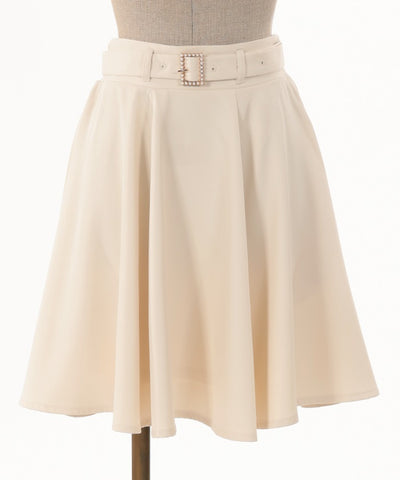 Pearl Buckle Flare Skirt
