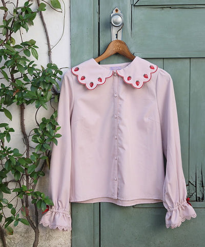 Scallop Strawberry Embroidery Blouse